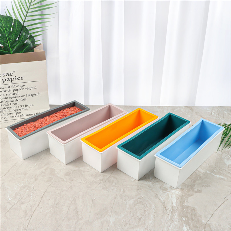 Plastic box + Silicone inner s – Soap Making Accessories recenzja i cena
