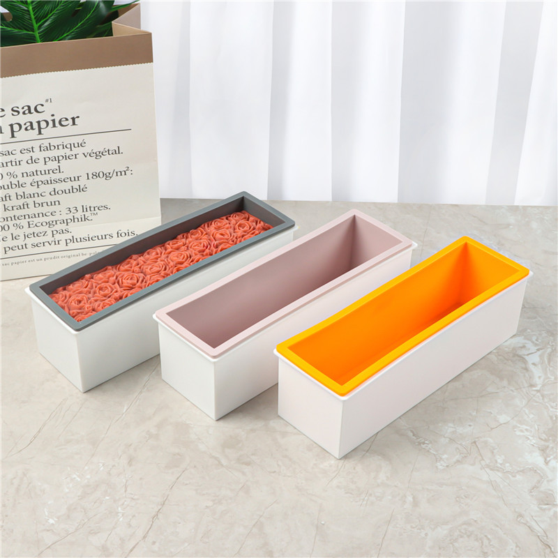 Plastic box + Silicone inner s – Soap Making Accessories recenzja i cena